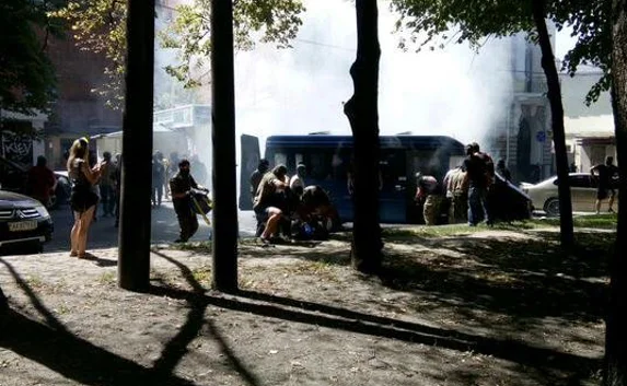 Штурм офиса «Партии регионов» в Харькове: драка с перестрелкой