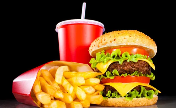 В российском «McDonald's» нашли кишечную палочку в бургерах