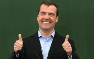 ​Медведев обязал всех министров каждый квартал ездить в Крым