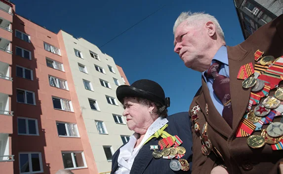 Аксёнов проверит, обеспечивают ли ветеранов жильём