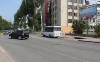 В Керчи из-за «парадной» разметки водители ездят по «встречке»