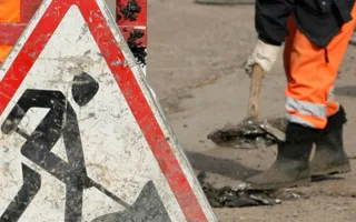 В Крыму водитель «Фольксвагена» сбил двух дорожных рабочих