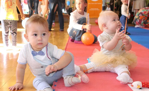 Симферопольским малышам устроили забег в ползунках
