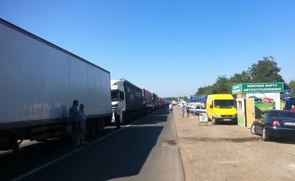 Товары из Украины не могут пройти пункты пропуска в Крым — ФСБ
