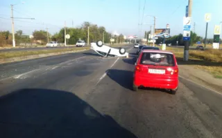 В Симферополе и Форосе перевернулись два авто — фотофакт