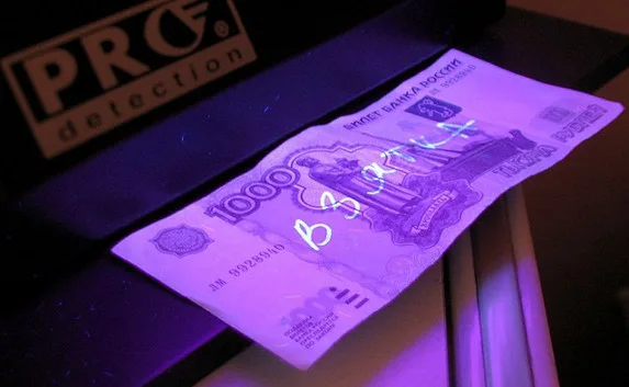 Полицейский получил за взятку два года колонии и штраф 4,5 миллиона