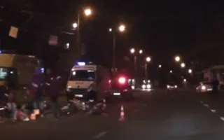 Парня с девушкой на мотоцикле сбили на Матроса Кошки