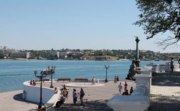 Севастопольцы впервые отметили день городского гимна