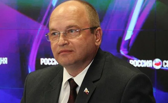Симферопольский «завхоз» уволен за грязь