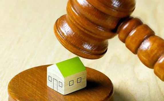 Суд приговорил пятиэтажку на Олега Кошевого к сносу