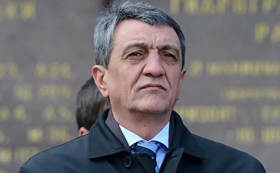 Меняйло о теракте в Париже: избыток демократии до добра не доводит