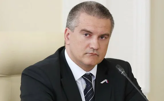 Аксёнов предложил отправить крымчан в отпуск до 6 декабря