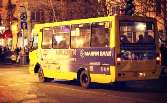 Пенсионерка отсудила 460 тысяч за сломанные в маршрутке рёбра