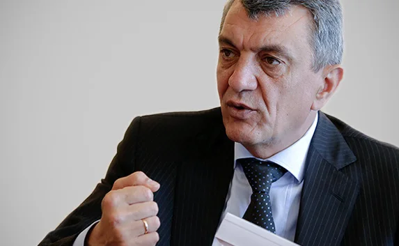 «И Серёжа тоже!»: горожанам предложили «губернаторский» опрос