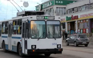 Авария на Студгородке остановила троллейбусы, которых и так мало