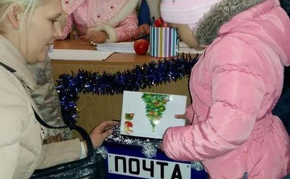 Дети Севастополя обещанных писем от Деда Мороза... не получат