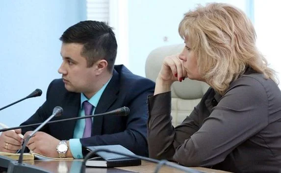 Уже пятый по счёту пресс-секретарь ушёл от Меняйло