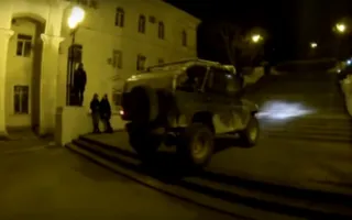 Скандальные «покатушки» «УАЗа» на Синопском спуске — видео