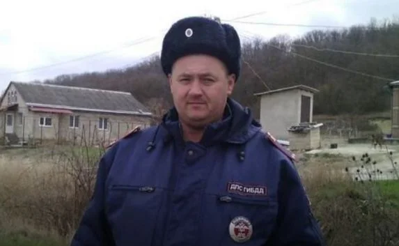 Отзывчивый инспектор ГИБДД из Симферополя стал звездой интернета