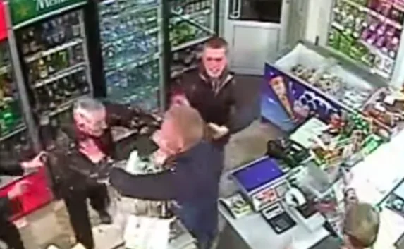 В Симферополе устроили драку из-за «кровавых» денег