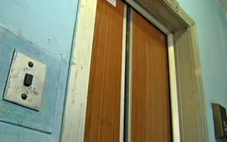 Сорвавшийся лифт в Севастополе чуть не отправил ребёнка на тот свет