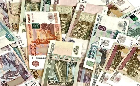 Купюры в 200 и 2000 рублей выпустят в России
