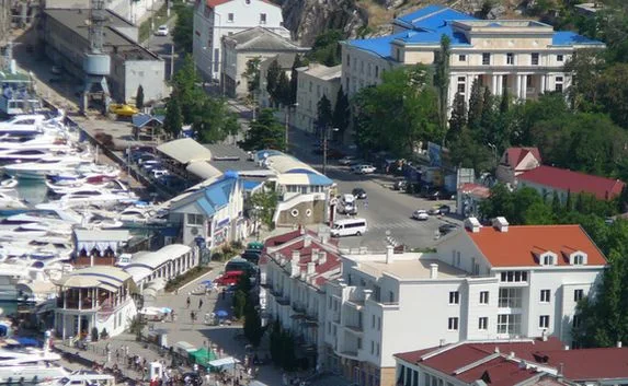 Движение транспорта в Балаклаве 17 и 18 апреля перекроют 