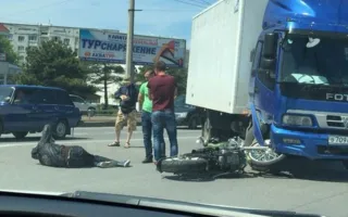 ДТП на «Остряках»: Мотоцикл попал под колёса грузовика