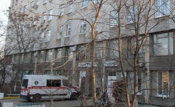 Ремонт поликлиники 1-й горбольницы не делают из-за частного медцентра