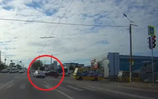 ДТП в Казачке: Мгновенное наказание за проезд на красный