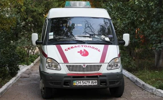 «Скорая» в Ялте проигнорировала вызов: Мужчина умер в подъезде