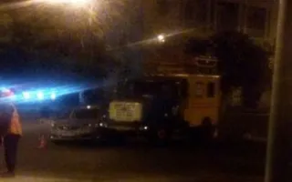«Опель» столкнулся с «аварийкой» в центре Севастополя