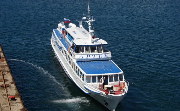 Теплоход для «Артека» отремонтировали на Севморзаводе