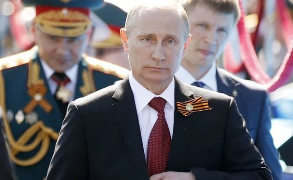 Владимиру Путину присвоено звание почётного гражданина Севастополя
