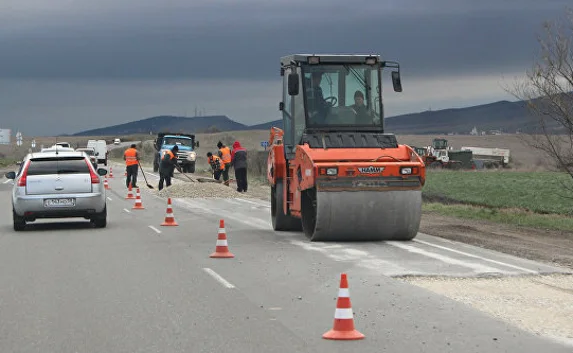 На Керченской трассе выявлены опасные участки