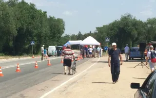 Севастопольцы «застряли» в огромной пробке из-за велогонки