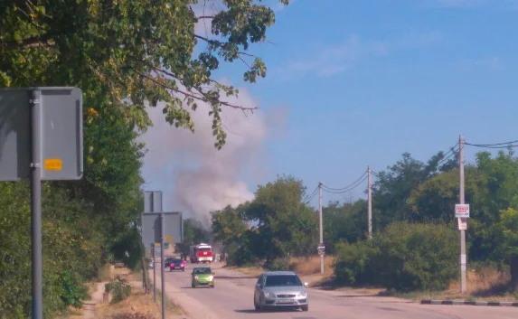 Огромные клубы дыма над Дергачами: загорелась свалка