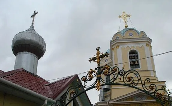 Крымчанина обвиняют в вандализме за осквернение храма в Симферополе