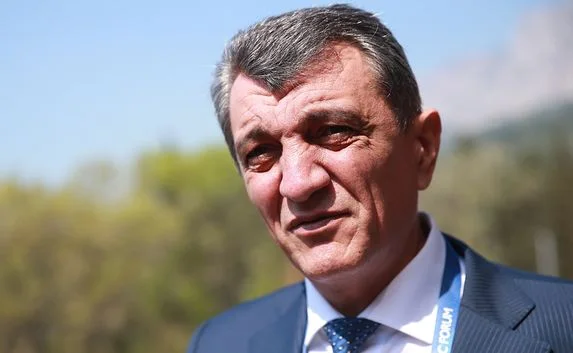 Сергей Меняйло собирается вернуть «Крым» Украине