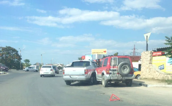 Два авто не «поделили» дорогу в 5-м микрорайоне