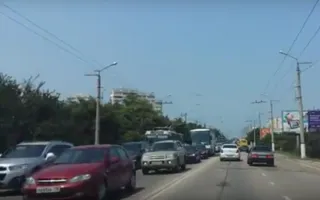Пробка «на выезд» из Севастополя растянулась на километры