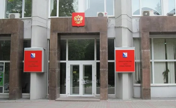 Чистки правительства: Овсянников провёл первые кадровые отставки