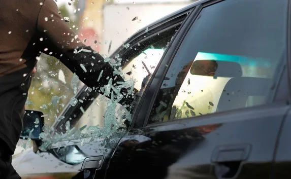 Севастополец подозревается в пяти кражах из авто