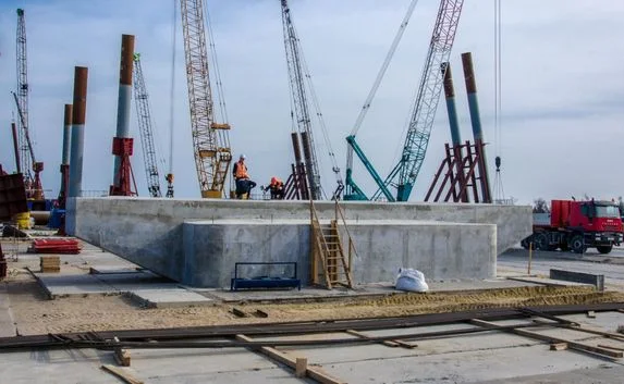 Новое видео стройплощадок Керченского моста появилось в Сети