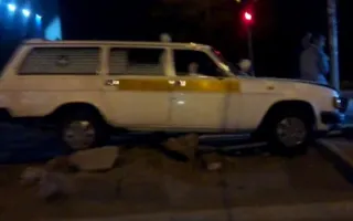 Автомобиль ночью врезался в столб в районе ТЦ «Океан»