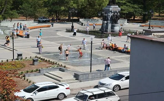 В Симферополе накажут детей, купающихся в фонтанах