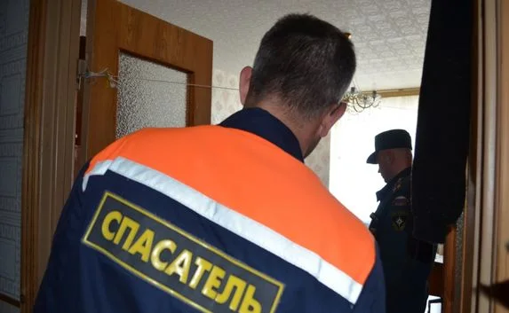 Спасатели оказали помощь 11-летнему мальчику и его брату-инвалиду
