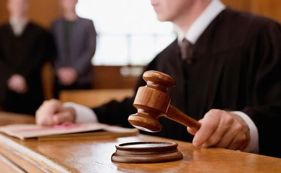 Специальная служба будет защищать в судах интересы Севастополя
