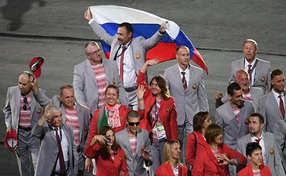 Акцию с флагом на Паралимпиаде поддержали власти Белоруссии и РФ