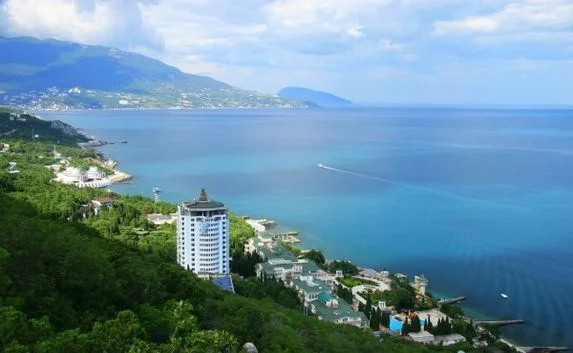 ​Крым в перспективе может стать аналогом Лазурного берега